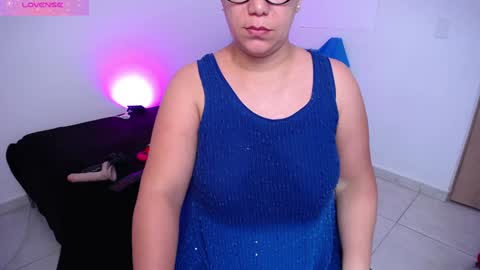 paola online show from 01-26-25, 10:34