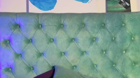 Paola Lyon online show from 04-09-26, 05:40