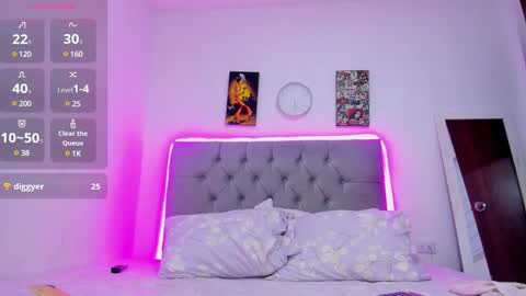 paola online show from 03-12-25, 03:24