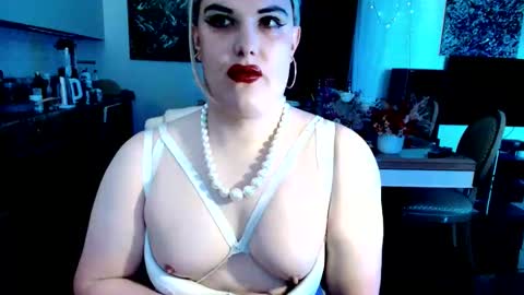 Snapshot of paoladoll chatting on 06-04-26, 07:58 Sarina Williams online show from 06-04-26, 07:58