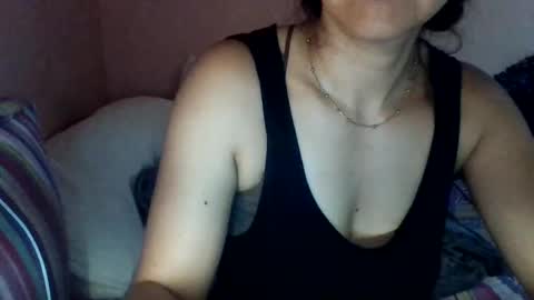 Snapshot of paolamz10 chatting on 06-10-26, 12:00 paolamz10 online show from 06-10-26, 12:00