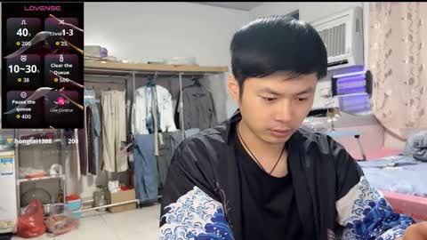 Snapshot of paopaotang61 chatting on 10-12-25, 01:10 paopaotang61 online show from 10-12-25, 01:10