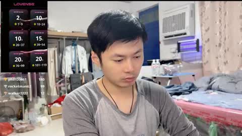 Snapshot of paopaotang61 chatting on 10-15-25, 01:22 paopaotang61 online show from 10-15-25, 01:22