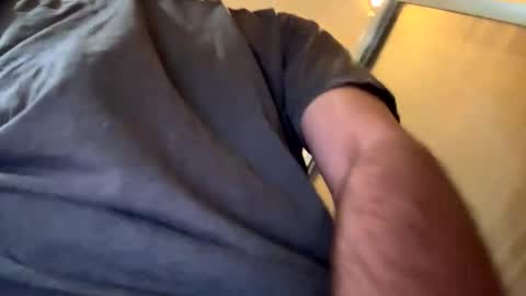 papi1269917348 online show from 06-01-26, 06:15