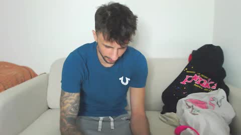 Snapshot of papijakey chatting on 03-04-25, 02:27  -- New Videos Down Below online show from 03-04-25, 02:27