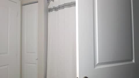 Snapshot of papijakey chatting on 10-01-25, 02:50  -- New Videos Down Below online show from 10-01-25, 02:50