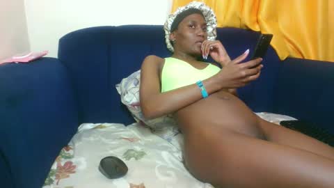 pappychullo09 online show from 12-16-25, 10:31