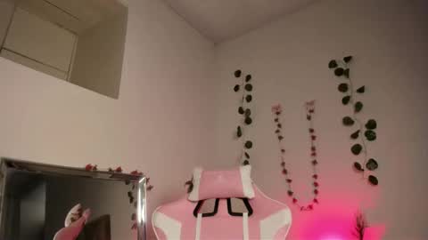 Paprika online show from 09-13-25, 06:18