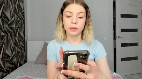 Melena online show from 04-21-26, 09:15