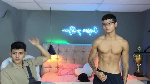 Snapshot of paradise_boy_s chatting on 12-06-24, 12:12 Ryan And Casper online show from 12-06-24, 12:12