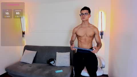 Snapshot of paradise_boy_s chatting on 11-12-25, 09:58 Ryan And Casper online show from 11-12-25, 09:58