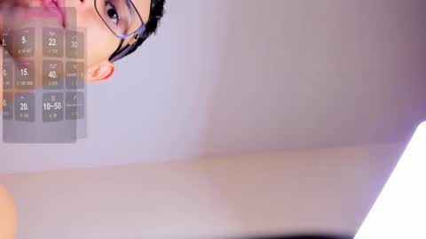 Snapshot of paradise_boy_s chatting on 11-13-25, 08:52 Ryan And Casper online show from 11-13-25, 08:52