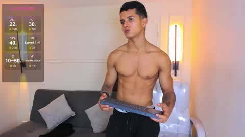 Snapshot of paradise_boy_s chatting on 11-24-25, 04:51 Ryan And Casper online show from 11-24-25, 04:51