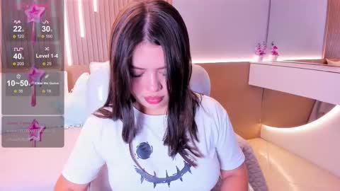 Snapshot of paradise_doll_s chatting on 11-13-25, 04:00 Amy and my doll online show from 11-13-25, 04:00