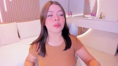 Snapshot of paradise_doll_s chatting on 12-03-25, 03:47 Amy and my doll online show from 12-03-25, 03:47