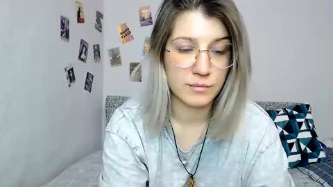 Snapshot of paradisexparadisex chatting on 01-19-25, 02:47 paradisexparadisex online show from 01-19-25, 02:47