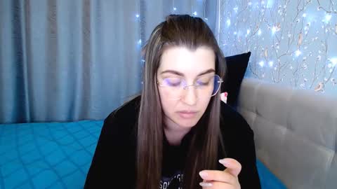 Snapshot of paradisexparadisex chatting on 01-09-26, 01:58 paradisexparadisex online show from 01-09-26, 01:58