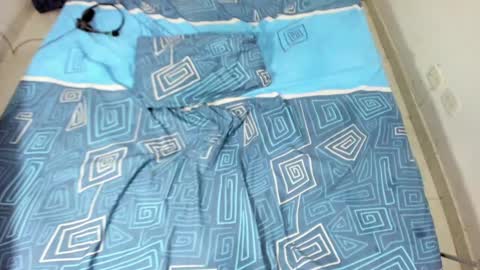 sara and andreu online show from 01-13-25, 05:55