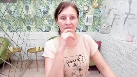 Paris online show from 01-20-25, 02:22