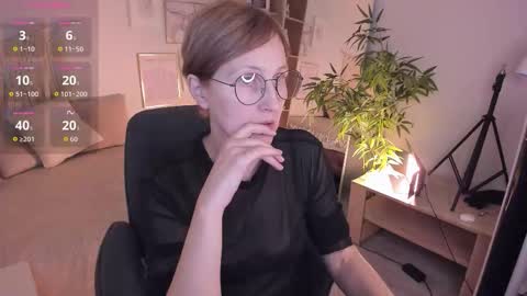 Paris online show from 01-18-26, 12:53