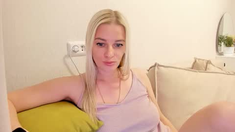 Sasha online show from 10-05-25, 10:57