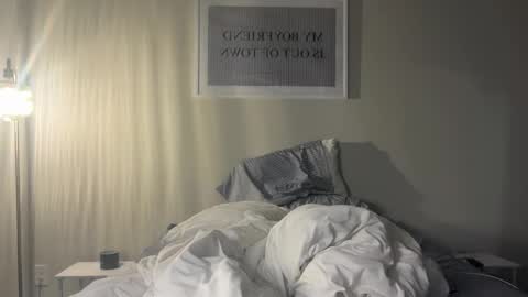 Snapshot of parisangel7 chatting on 03-16-26, 08:13 Paris online show from 03-16-26, 08:13