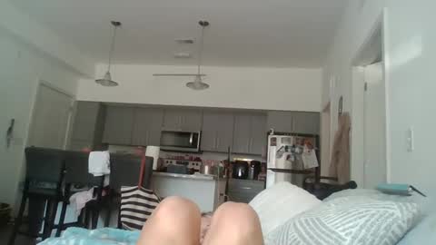 parisbaby2000 online show from 10-09-25, 02:59