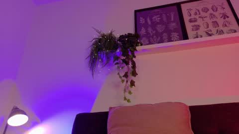 PARIS online show from 02-06-26, 08:23