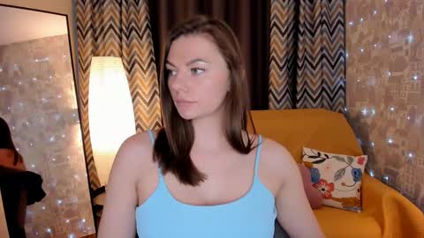 Snapshot of parisjackson_ chatting on 03-10-26, 09:03 Paris online show from 03-10-26, 09:03