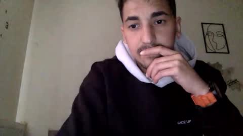 Snapshot of parissapper chatting on 05-11-26, 12:44 parissapper online show from 05-11-26, 12:44
