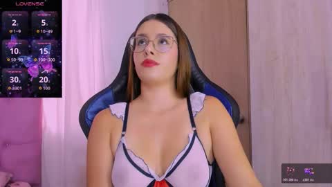 Paris online show from 12-15-25, 06:34