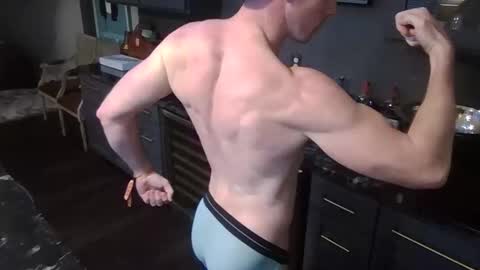 Snapshot of parkerflexes chatting on 02-15-26, 01:41 Parker online show from 02-15-26, 01:41