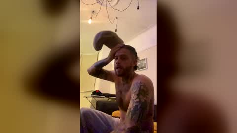 Snapshot of parkertom525 chatting on 03-22-26, 11:19 parkertom525 online show from 03-22-26, 11:19