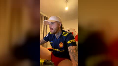 Snapshot of parkertom525 chatting on 04-08-26, 07:03 parkertom525 online show from 04-08-26, 07:03