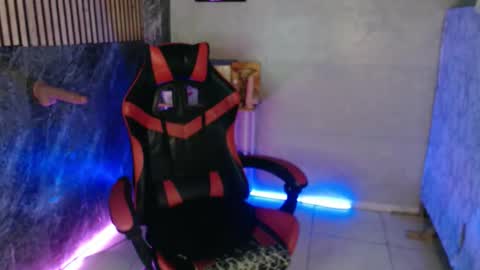 HENRY online show from 09-13-25, 12:21