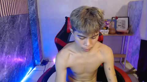 HENRY online show from 10-23-25, 04:28