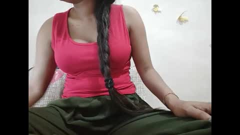 parneetu_642 online show from 04-13-26, 03:12
