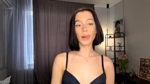 Snapshot of particiasinkovich chatting on 03-13-26, 01:07 Stacy online show from 03-13-26, 01:07