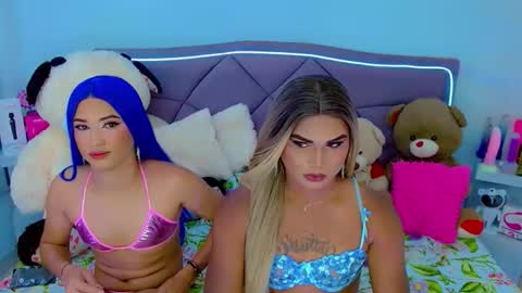 Snapshot of party_duo_trans chatting on 11-06-25, 05:08 sara y cata online show from 11-06-25, 05:08