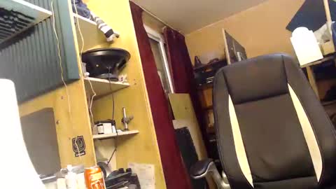 Snapshot of pascal88881 chatting on 12-03-24, 10:06 pascal88881 online show from 12-03-24, 10:06