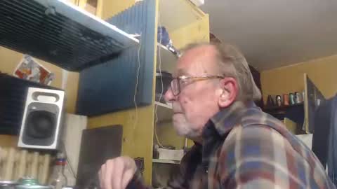 Snapshot of pascal88881 chatting on 12-09-24, 05:19 pascal88881 online show from 12-09-24, 05:19