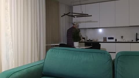 Pashka online show from 11-16-25, 11:27