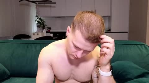 Pashka online show from 04-22-26, 07:22