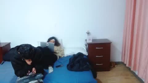 Snapshot of pasionados chatting on 10-25-25, 03:03 pasionados online show from 10-25-25, 03:03