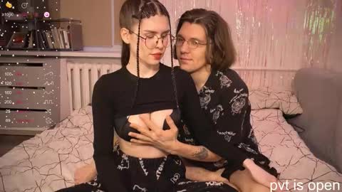 Zoe online show from 02-27-26, 03:23