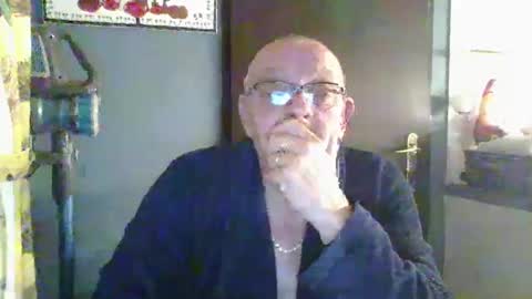 Snapshot of patjeooo chatting on 12-22-24, 05:56 patjeooo online show from 12-22-24, 05:56