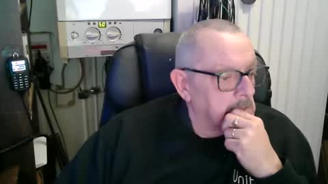 Snapshot of patjeooo chatting on 01-12-26, 03:50 patjeooo online show from 01-12-26, 03:50