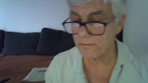 Snapshot of patrick5275 chatting on 12-07-24, 02:57 patrick5275 online show from 12-07-24, 02:57