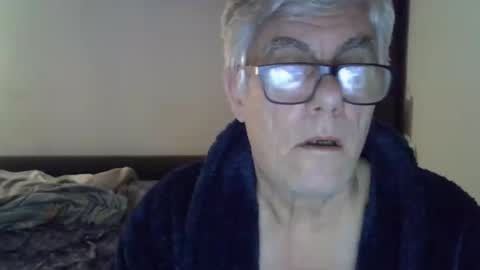 Snapshot of patrick5275 chatting on 12-08-24, 06:43 patrick5275 online show from 12-08-24, 06:43