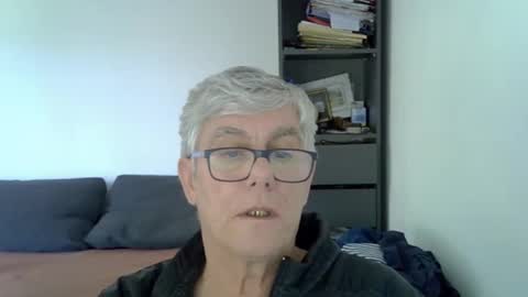 Snapshot of patrick5275 chatting on 12-11-24, 01:17 patrick5275 online show from 12-11-24, 01:17